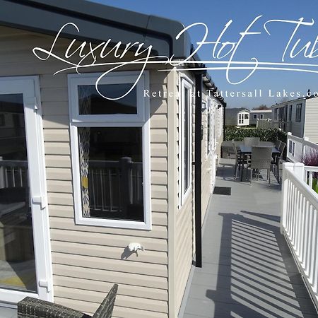 Luxury Hot Tub Retreat Villa แททเทอร์ชอล ภายนอก รูปภาพ