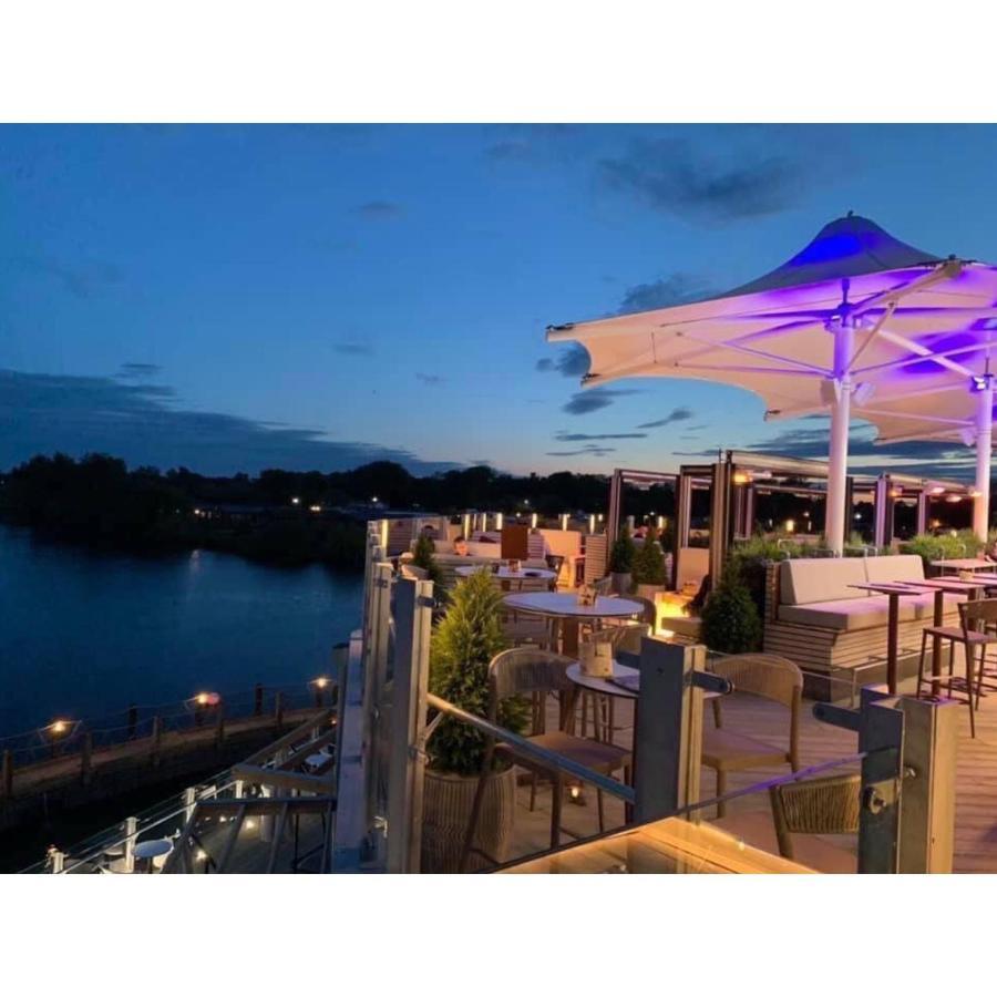 Luxury Hot Tub Retreat Villa แททเทอร์ชอล ภายนอก รูปภาพ